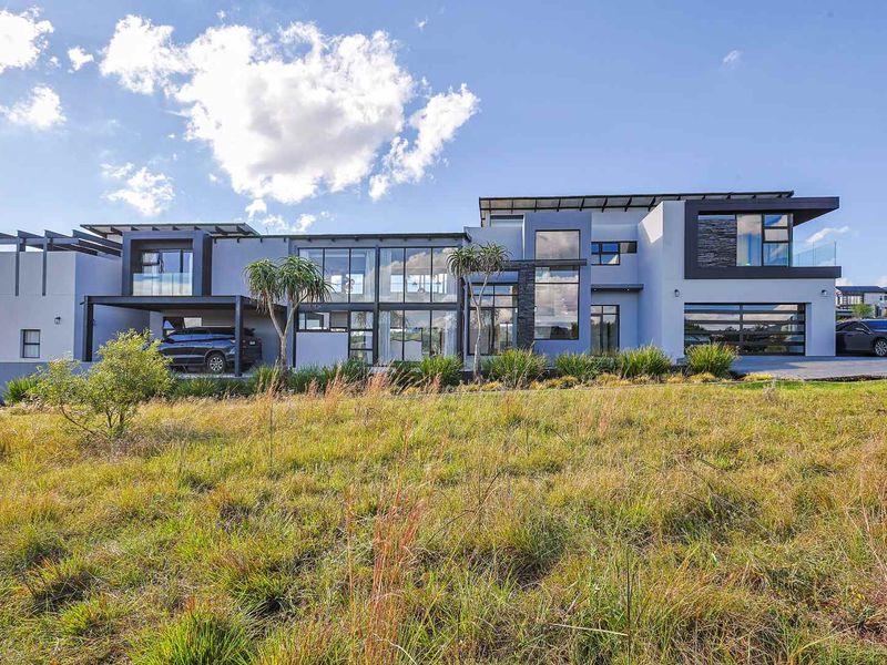 EXCLUSIVE 8 BEDROOM LUXURY HOME IN THE HILLS GAME RESERVE – WHERE ELEGANCE MEETS NATURE - Photo 5