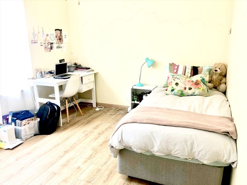 LOEVENSTEIN RENTAL - 3 BEDROOM - Photo 7