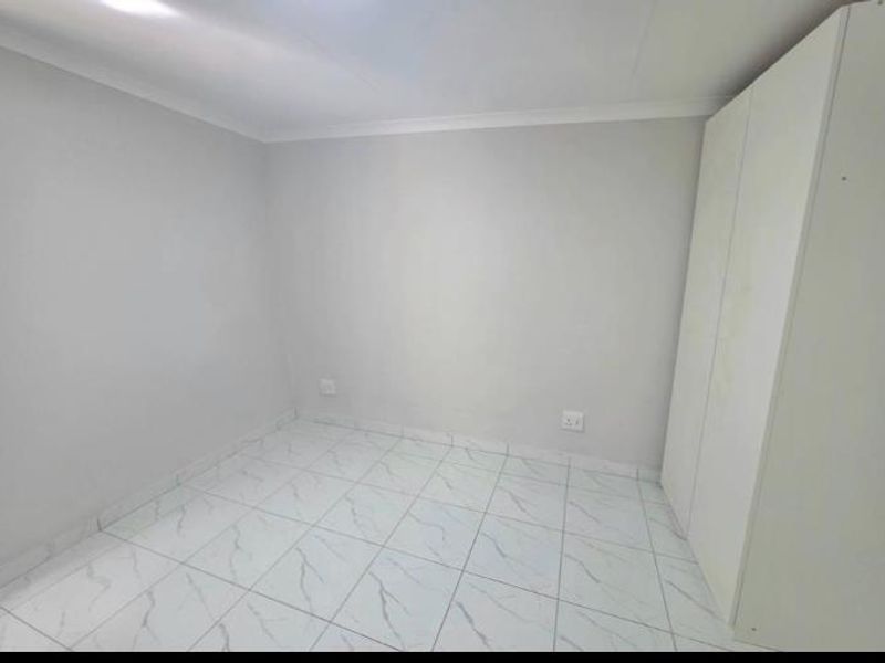 Charming 1 Bedroom Garden Cottage To Let In Waverley - Photo 9