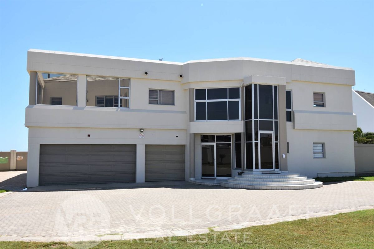 Beachfront Bliss in Vogelstrand, Swakopmund – Exclusive Value Opportunity - Photo 4