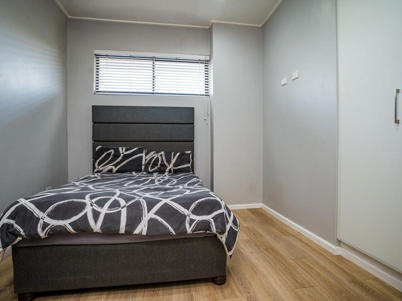 Modern Apartment Living in the Heart of Hillcrest Central - Photo 9