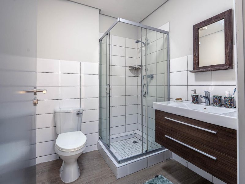 Rare Find! Spacious Single-Level Townhouse in Secure, Pet-Friendly Complex - Photo 6