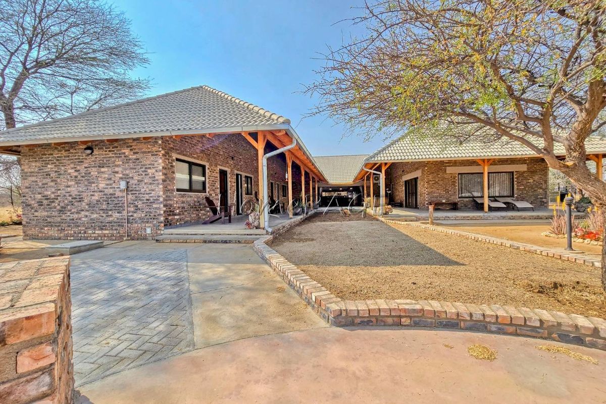 Omaruru Wildlife Estate, Omaruru:  Lifestyle property with 4 Bedr Home is for Sale - Photo 3