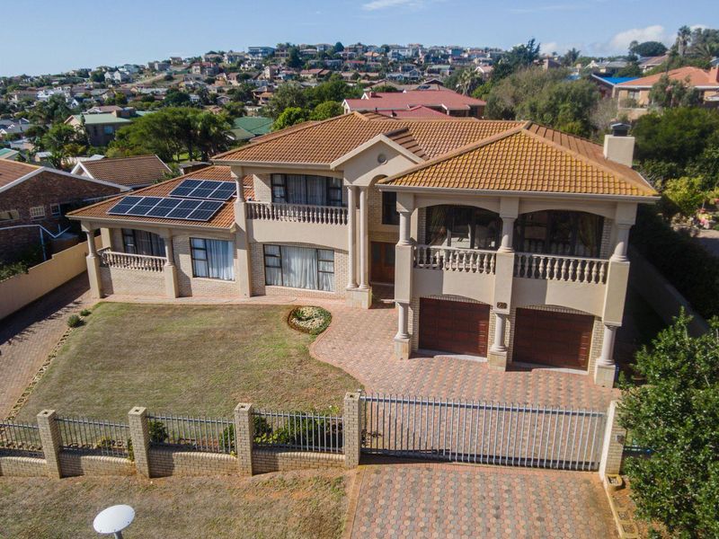 Elegant home with income-generating flat on sought after area - Photo 3