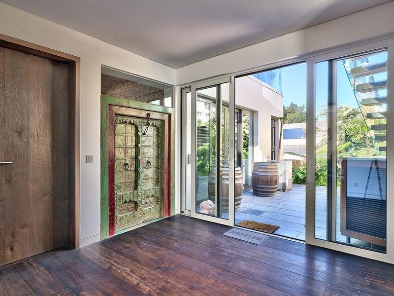 Iconic Eco Luxury Masterpiece for Sale in Higgovale – Unrivalled Views, German Engineering, Fully Off Grid - Photo 7