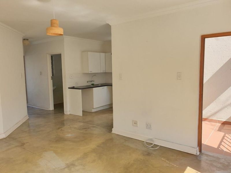 1 BEDROOM APARTMENT FOR SALE IN ELTON HILL - Photo 4