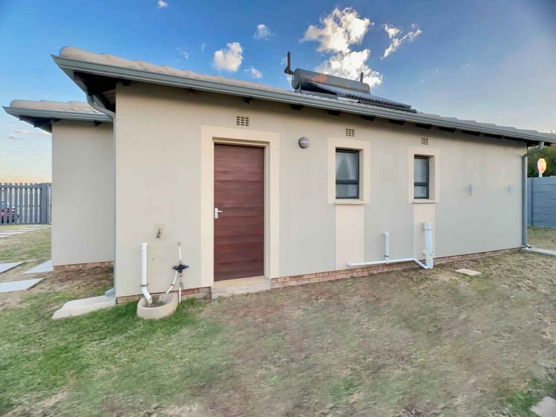 Daveyton New Modder - R732 200- Brand New Home - Photo 4