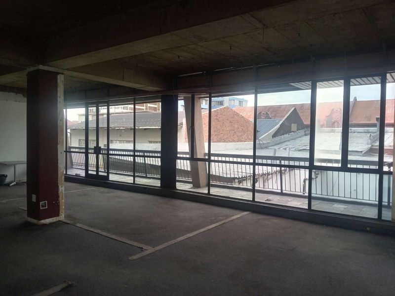 Flagship 200 m2 Retail or Office Space To Let | Third Floor with Stunning Panoramic Views | Boksburg | High Exposure | Prime Commercial Address - Photo 3