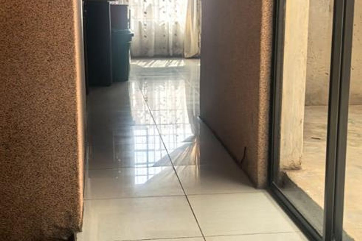 4 Bedroom House for Sale in Soshanguve, Ext 2 - Photo 2