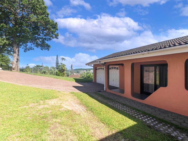 Beautiful Home in the heart of Queensburgh - Photo 5