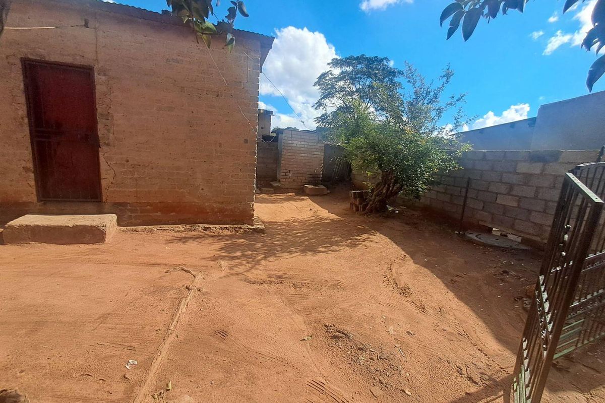 CASH BUYERS ONLY, CASH BUYERS ONLY - Photo 3