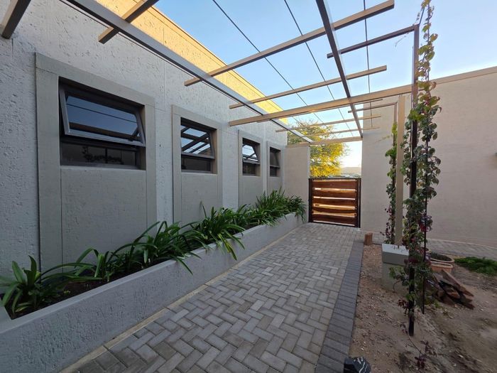 Property #2500297, House For Sale in Omeya Golf Estate