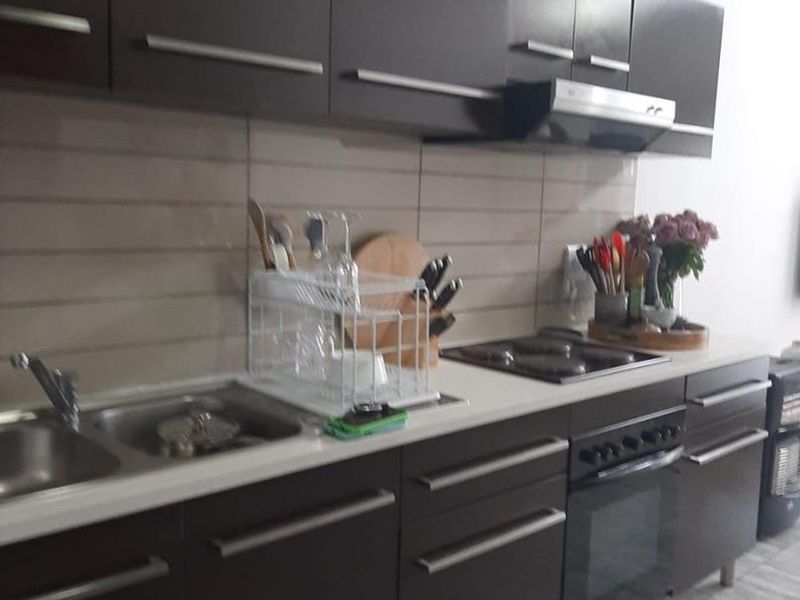 Modern 2-Bedroom Apartment in Prime Greenstone Location - Photo 4