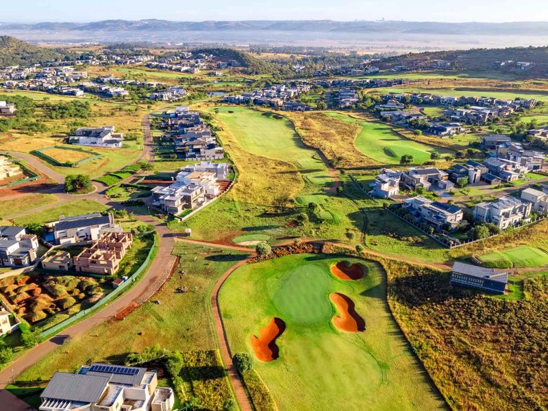 A Modern Oasis of Peace, Play, and Possibility - Photo 6