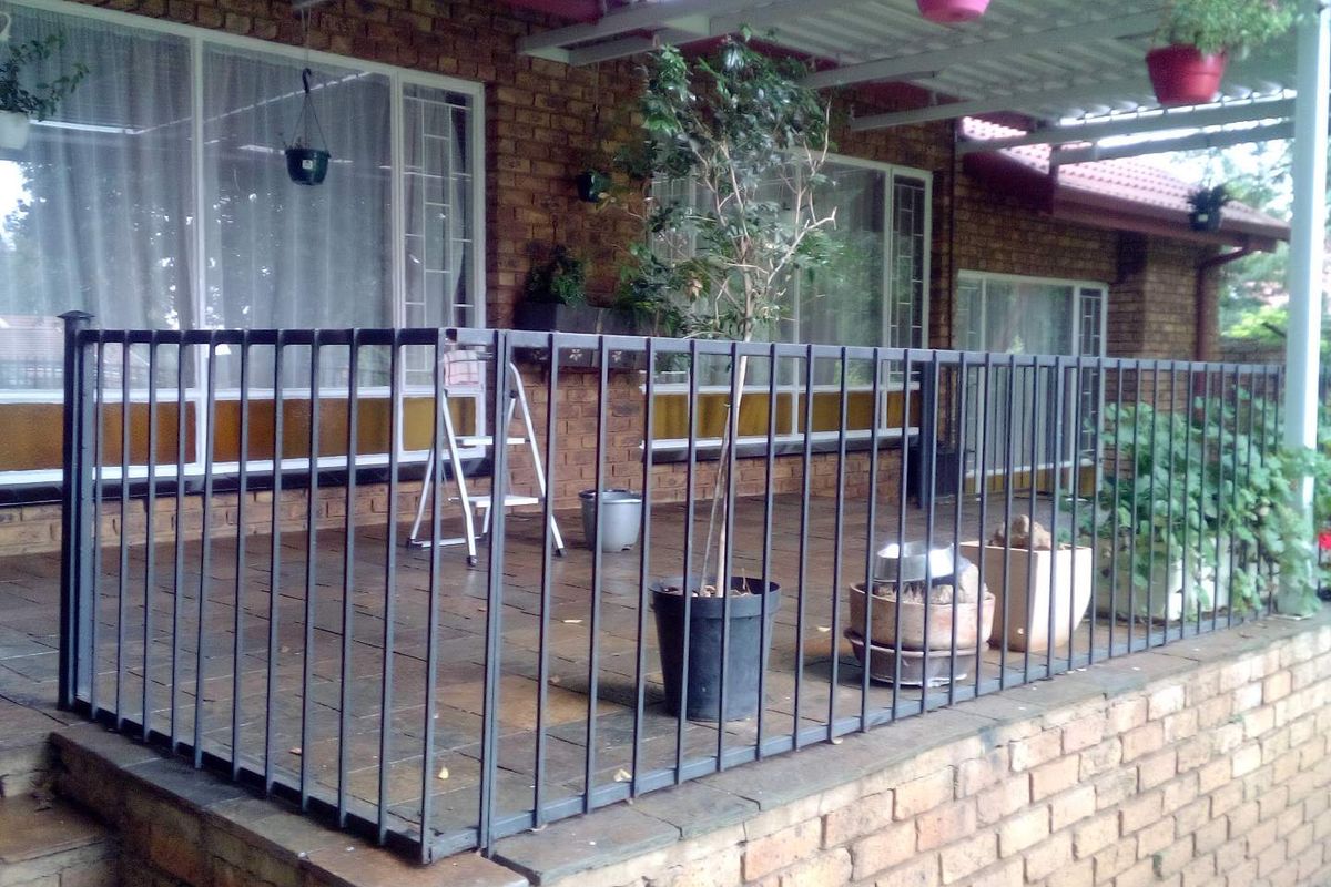 This house has it all! - Photo 4