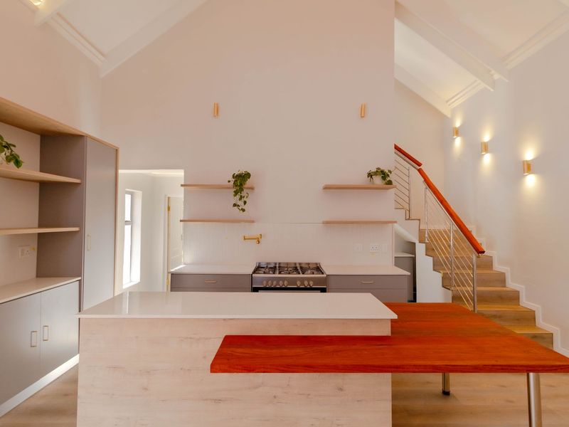 Where Mountain Views Meet Modern Family Living - Photo 4
