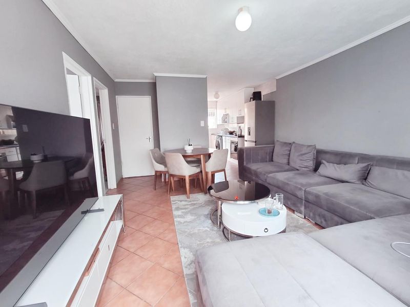 Schedule Your Viewing: Don't Miss Out - Photo 5