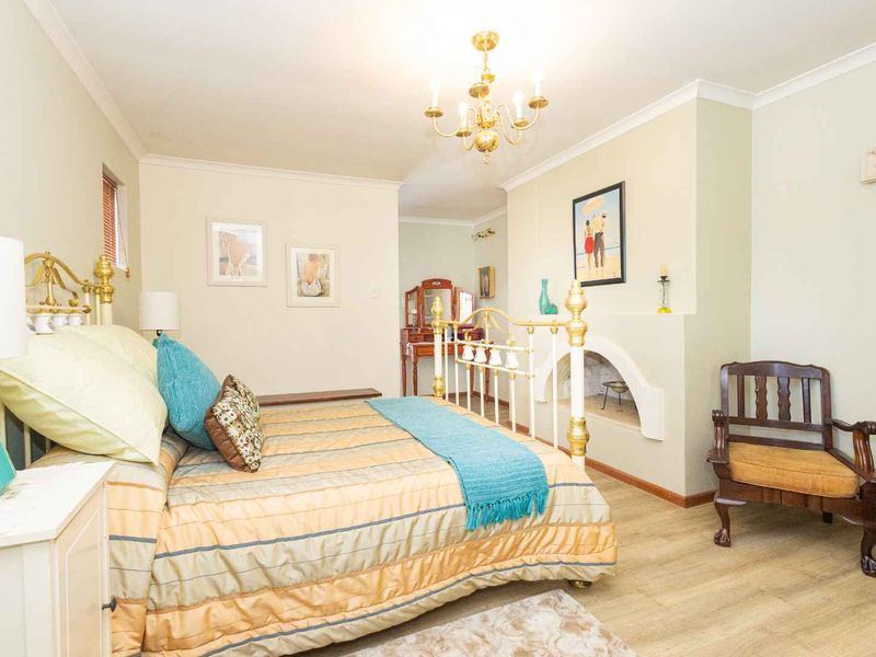 4 Bedroom house / guesthouse for sale in Panorama, Malmesbury - Photo 8