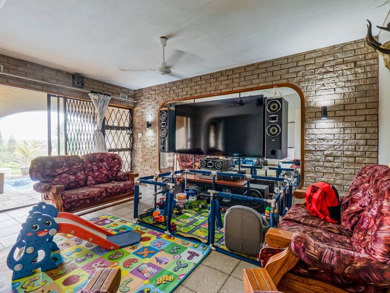 Pet friendly duplex - Photo 4