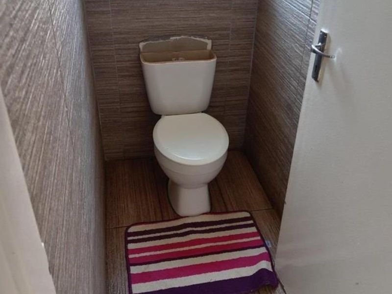 3 Bedroom House For Sale in Vanderbijlpark CE 7 - Photo 9