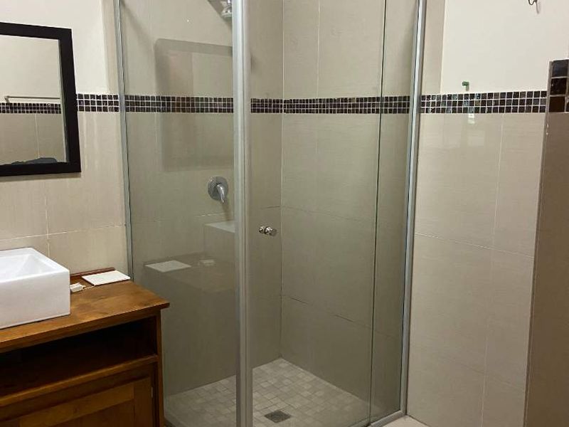 Glen Hurd Garden Cottage - Photo 2