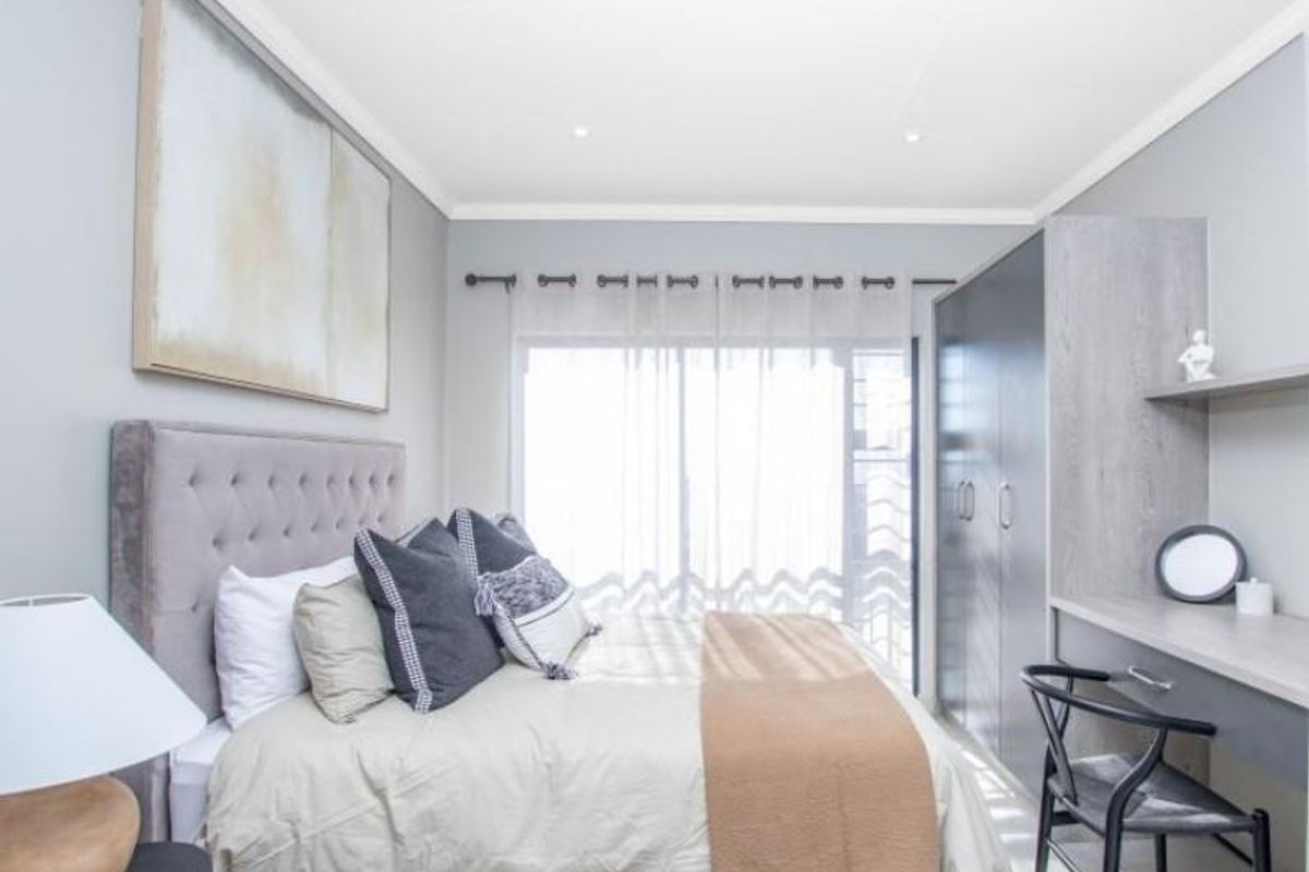 Brand New, Modern 3 Bed Duplex for Rental at Lion Pride Lifestyle Estate - Photo 5