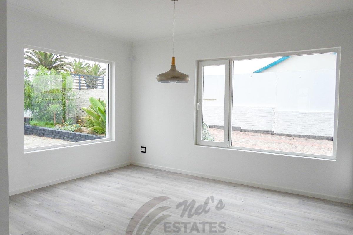 Pristine Home For Sale in Vineta, Swakopmund - Photo 3
