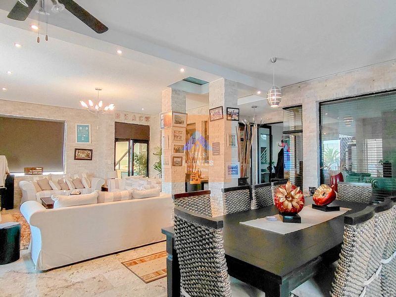 Spacious & Modern Furnished Townhouse for Sale in Vogelstrand, Swakopmund - Photo 9