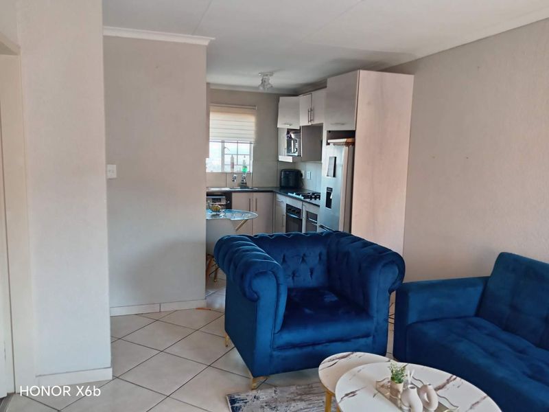 2-Bedroom Apartment for Sale in Danville Ecco Estate - Photo 6