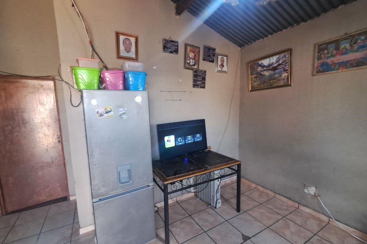2 Bedroom House In Ivory Park - Photo 3