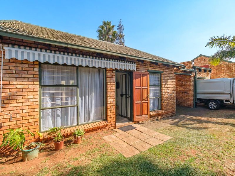Calling all investors. - Photo 1