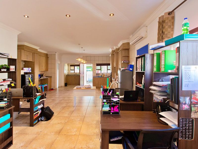 Victorian Style Property in Center of Town. - Photo 8