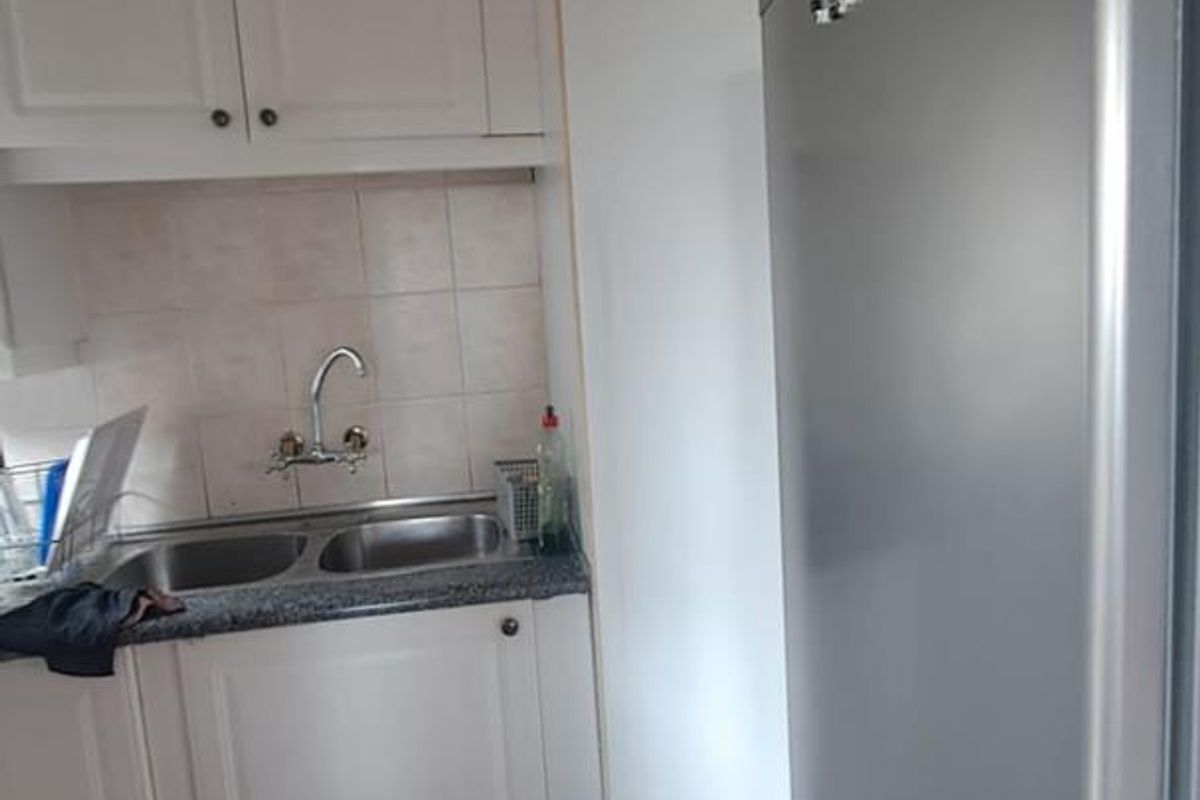 4 Bedroom Family House - Photo 2