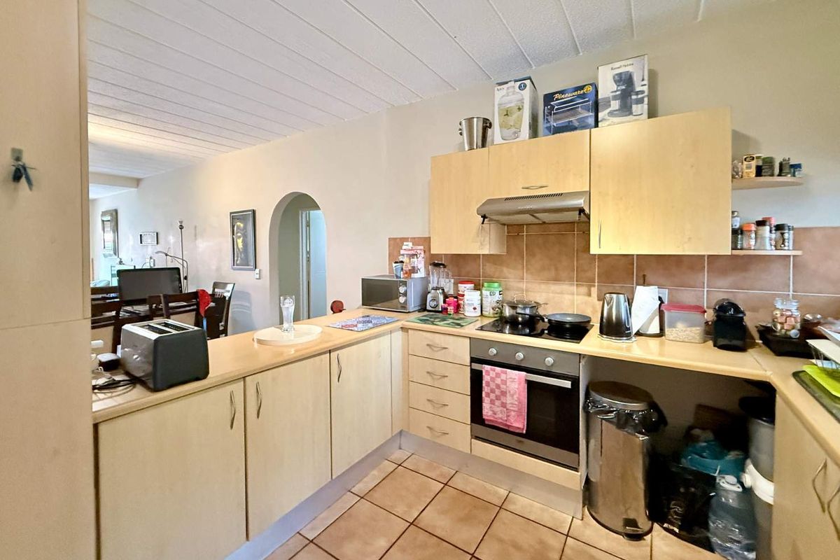 Charming 2 Bedroom Garden Unit for Sale at Via Positano - Photo 3