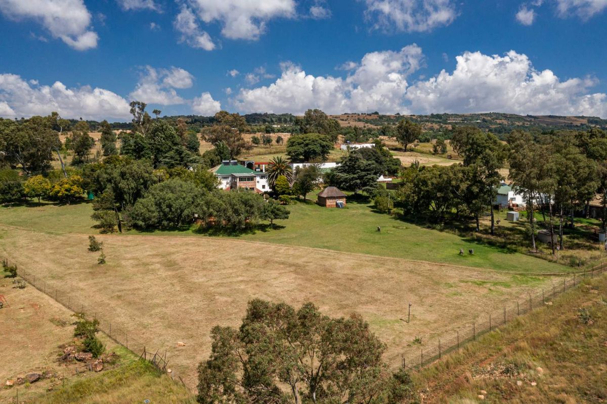 Beautiful 22 Hectare, Multi-Purpose Farm For Sale In Elandsfontein - Photo 2