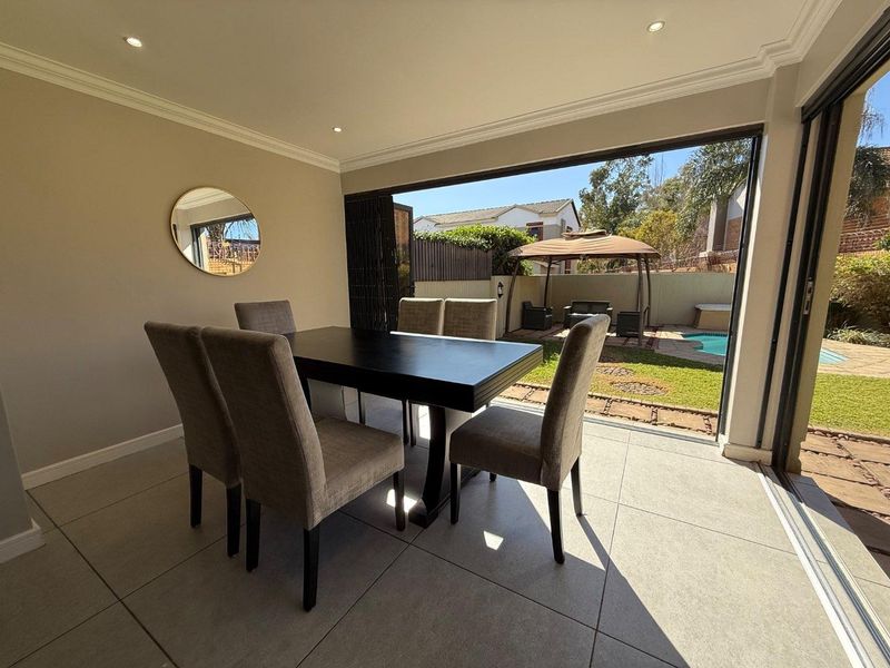 Exquisite Residence with Majestic Landscaped Garden and Exceptional Entertaining Spaces - Photo 8