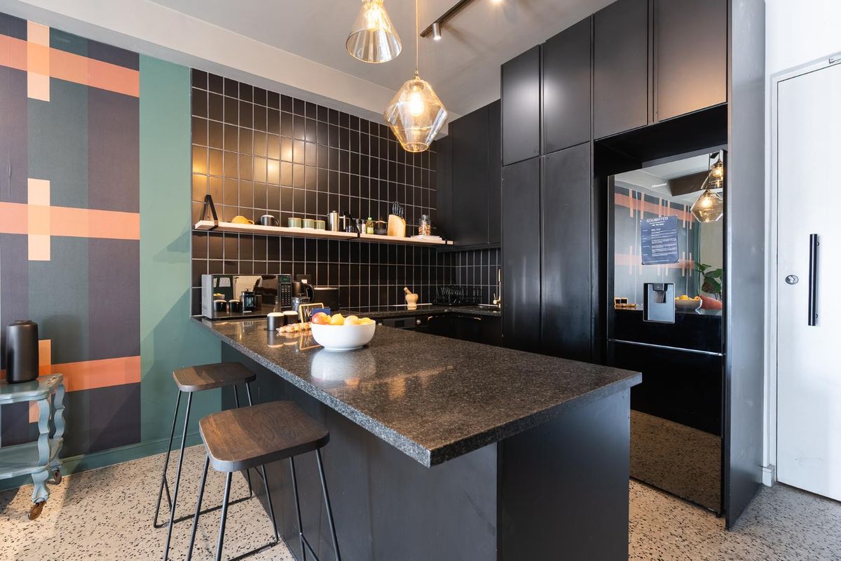 Stylish 2-Bedroom Turnkey Airbnb Investment with Table Mountain Views - Photo 4