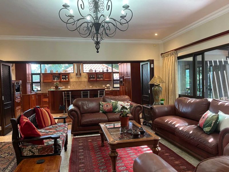 Zimbali offers a  beautiful 4-bedroom freestanding with a perfect blend of luxury and comfort, a thoughtfully designed layout and exceptional features - Photo 3