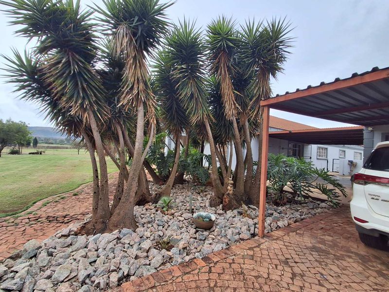 Four bedrooms house for sale in Zandfontein at Leoka Villa AH - Photo 5