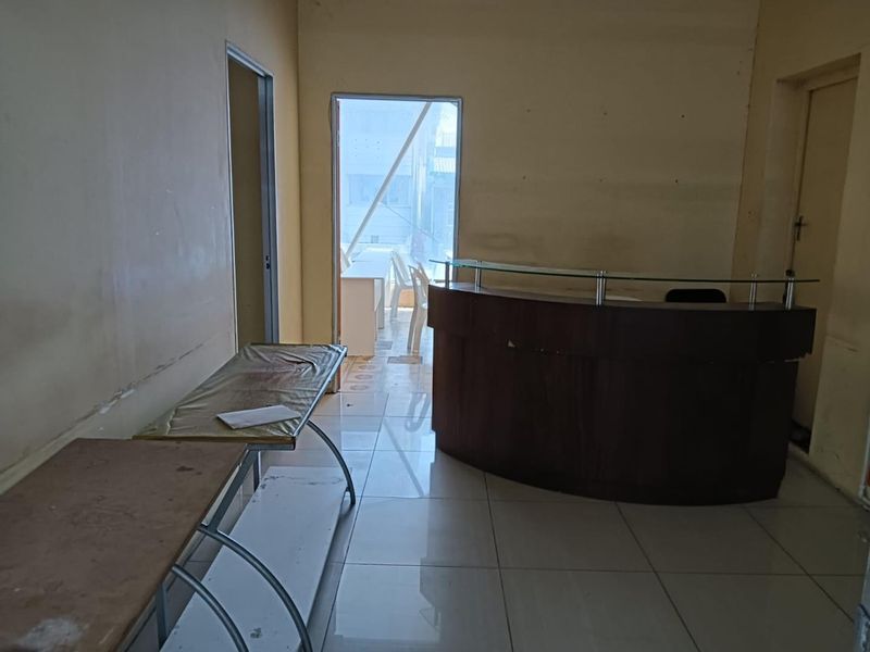 "Prime Office Space on Denis Hurley St - Secure Your Spot Today!" - Photo 6