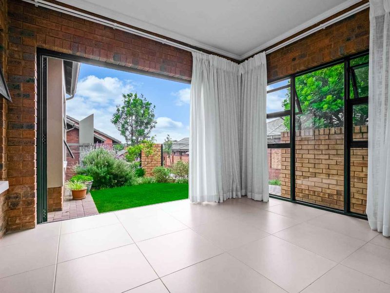 SINGLE-LEVEL LIVING IN THE SECURE CELEBRATION RETIREMENT VILLAGE - THIS CAN BE YOUR NEXT HAPPY PLACE - Photo 8