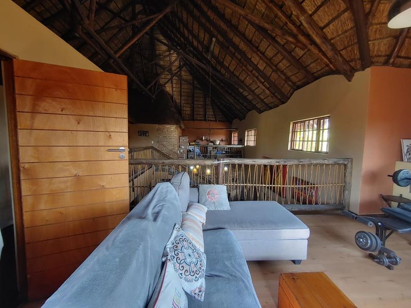Rare Smallholding Investment with Multiple Accommodation Units and Strong Rental Potential - Photo 4