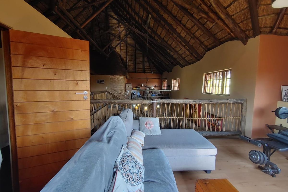 Rare Smallholding Investment with Multiple Accommodation Units and Strong Rental Potential - Photo 4
