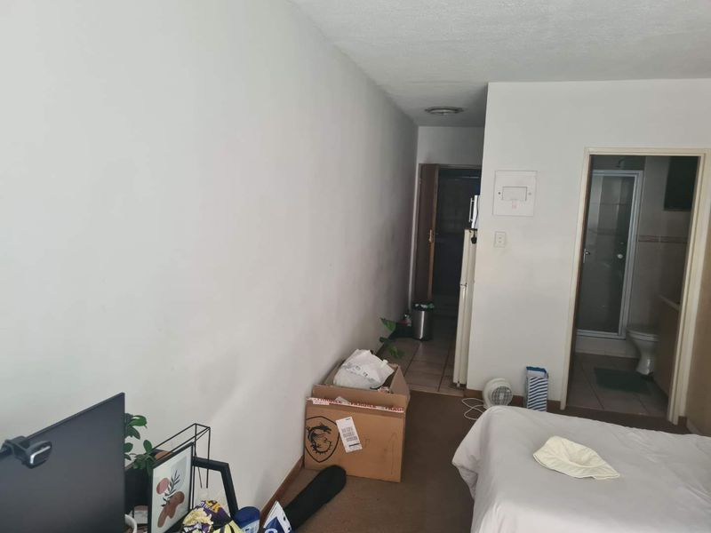Hillcrest Boulevard, Bachelor apartment for sale - Photo 8