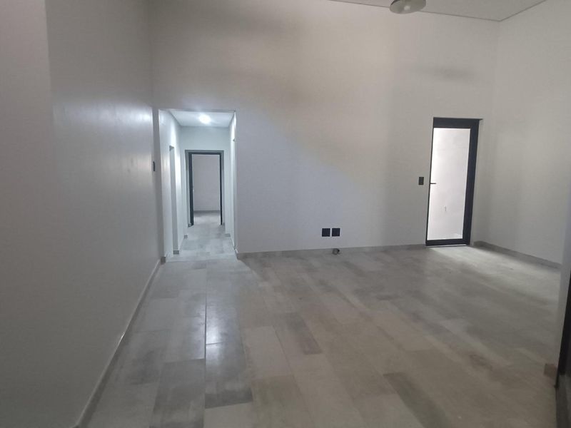 To Let Office space - Photo 10