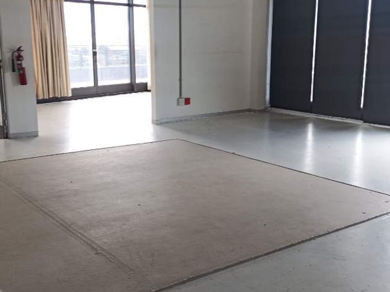 Bespoke Office / Studio Space in Vibrant mixed use hub, Woodstock - Photo 2