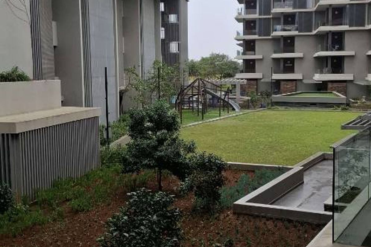 **Stunning 2-Bedroom, 2-Bathroom Apartment in a Newly Developed Estate** - Photo 2