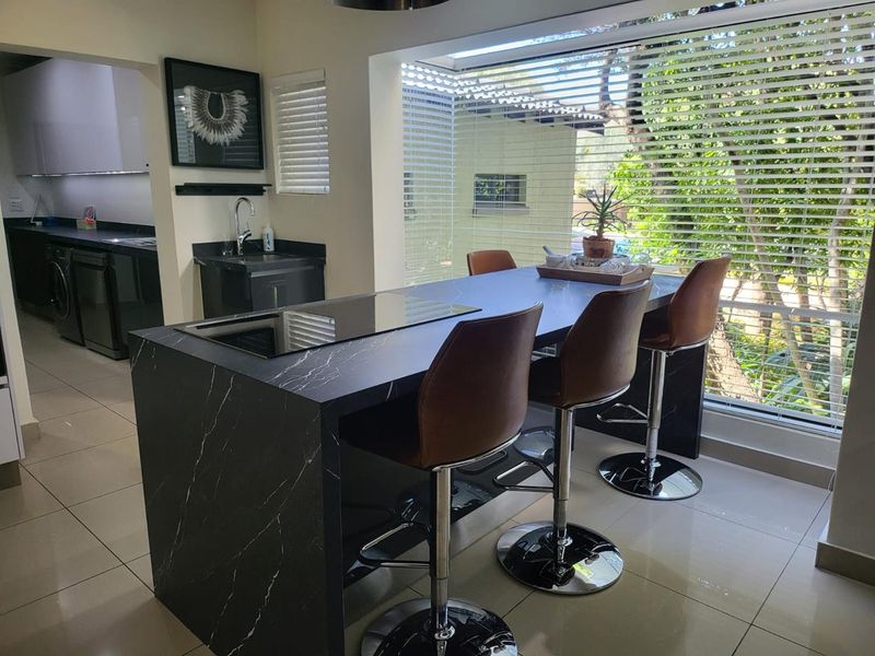 4 Bedroom House to Rent In North Riding - Photo 3