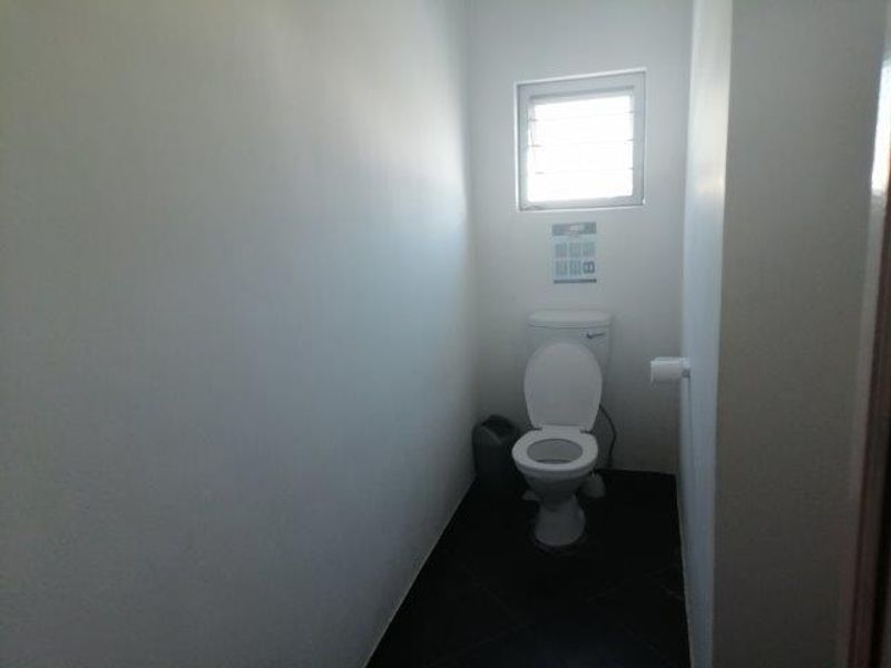 Office For Sale in Windhoek CBD - Photo 10