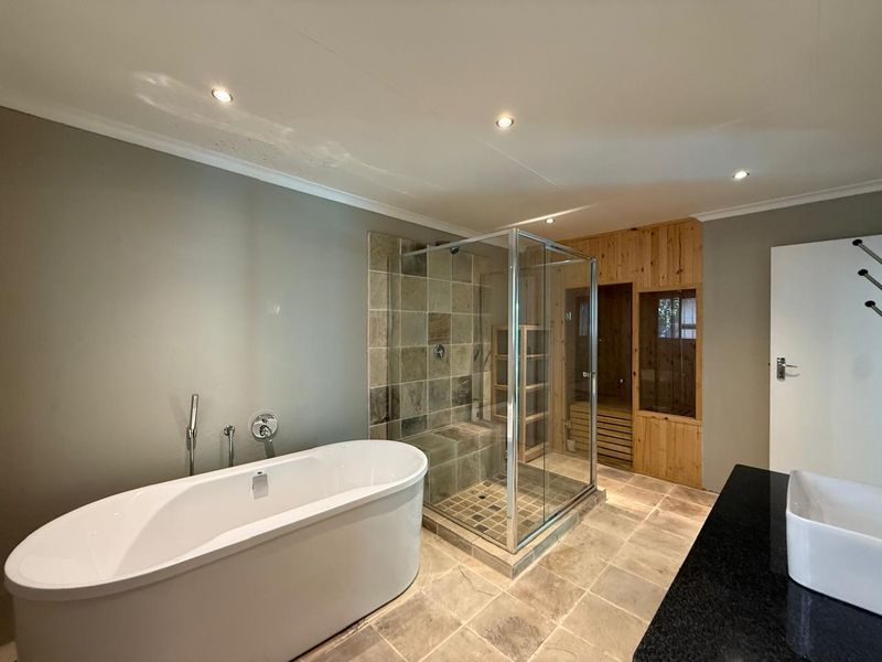 Modern 1 Bedroom Open Plan Flat in Rivonia Available for Rent - Photo 3